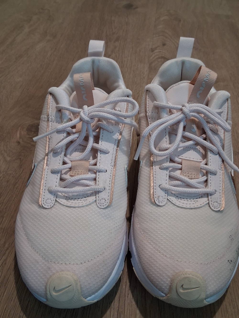 Nike Air Max Motion 2 Barely Rose Metallic Bronze Pink Womens Running Shoes